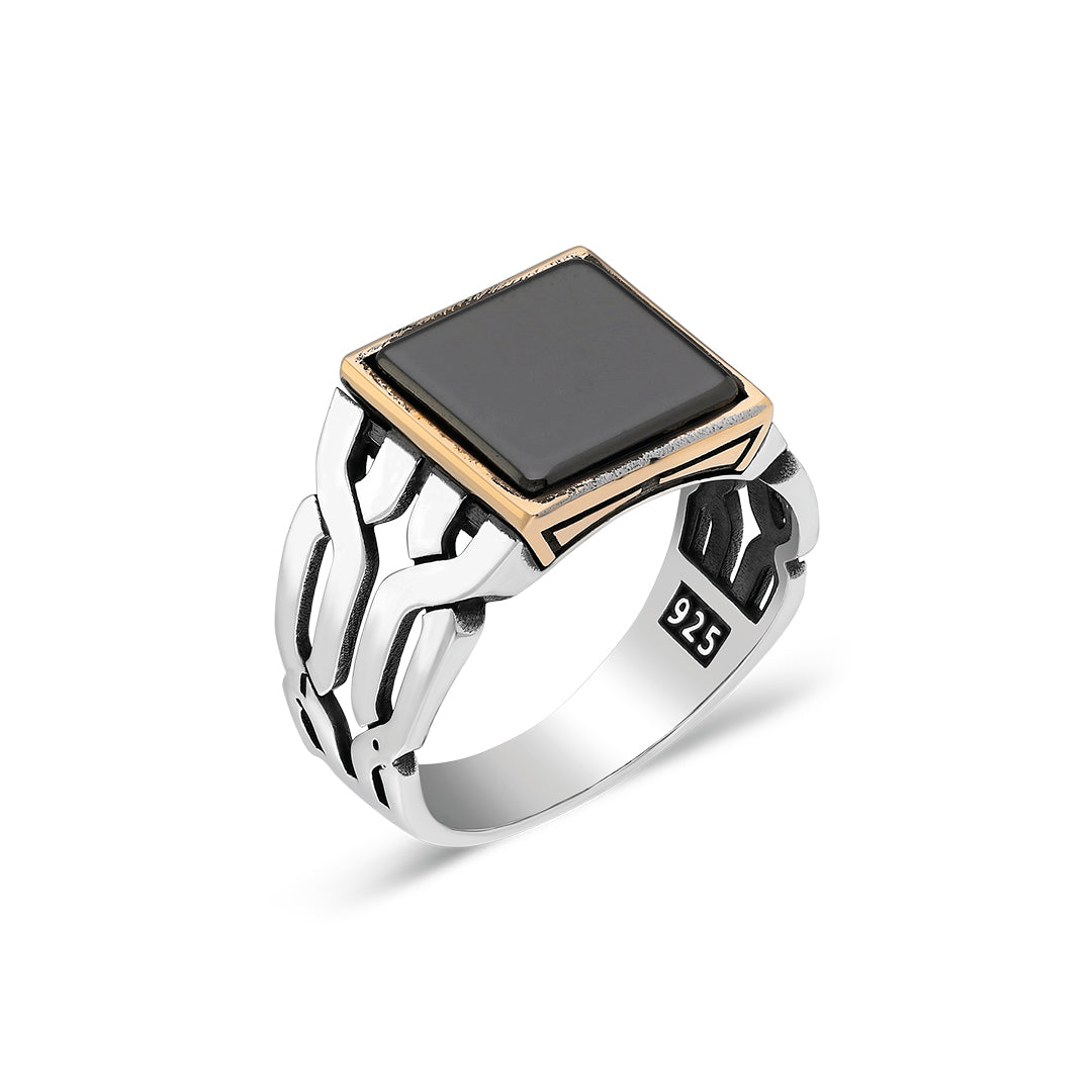 Siyah Kare Taşlı Örgü Model Yüzük - 925 GÜMÜŞ