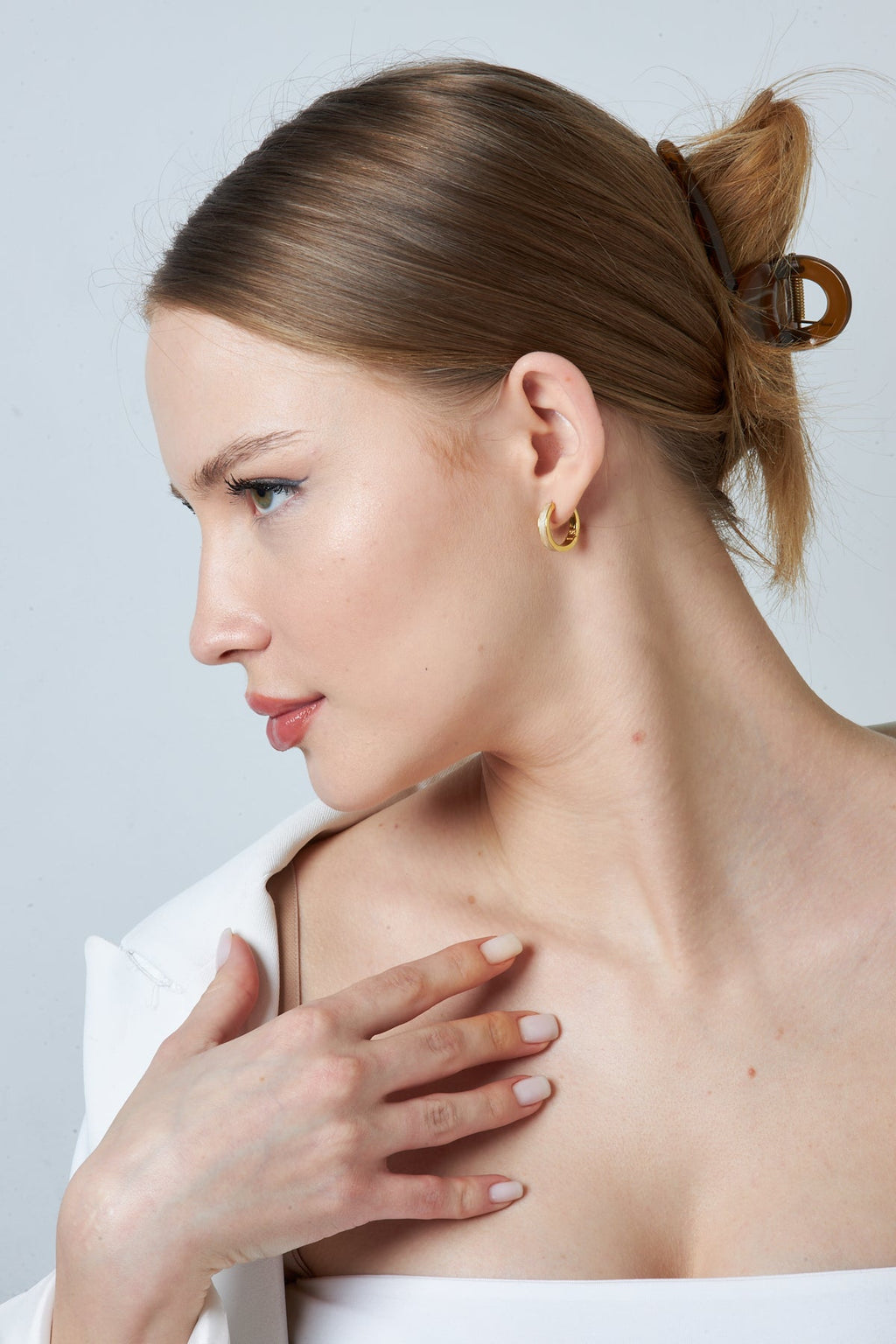 Çemberli Beyaz Halka Küpe - 925 GÜMÜŞ