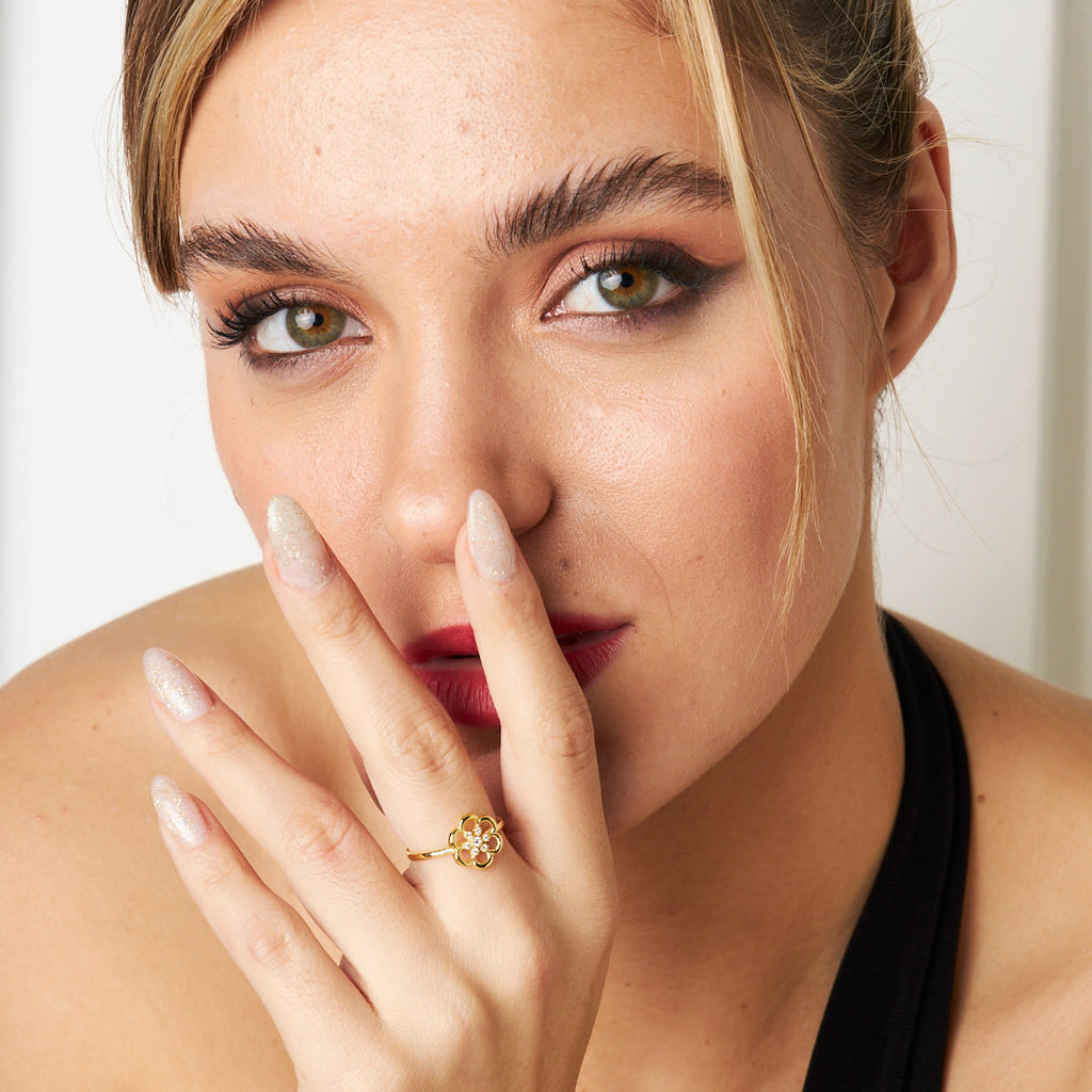 Taşlı Çiçekli Yüzük - 925 GÜMÜŞ