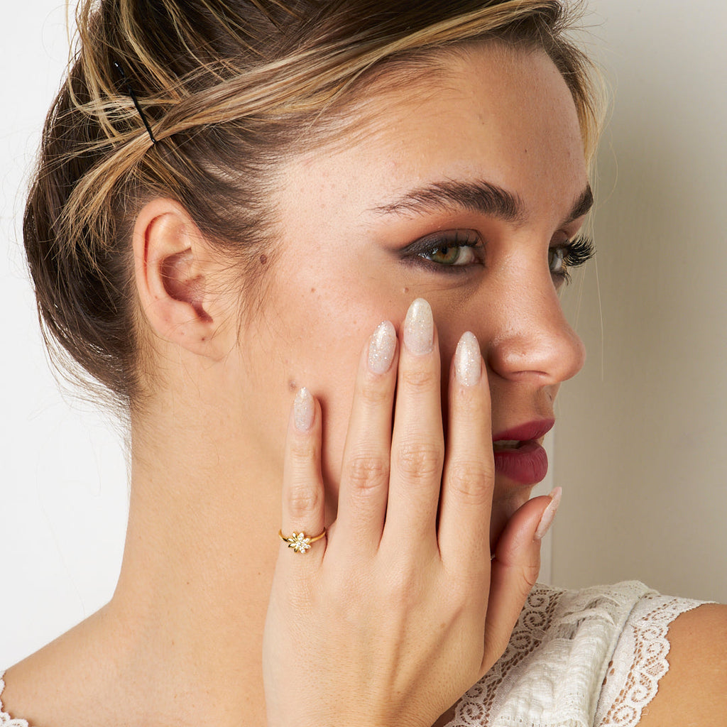 Papatya Taşlı Yüzük - 925 GÜMÜŞ