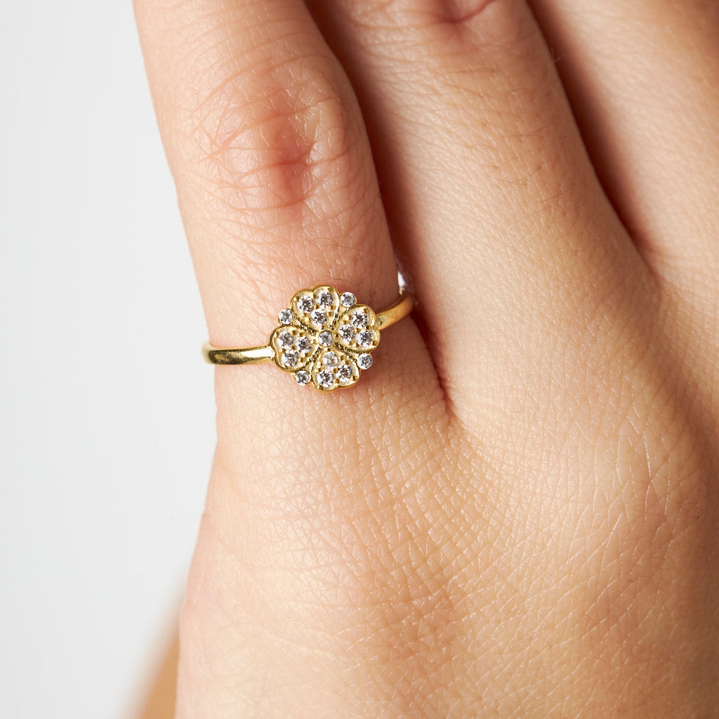 Kalpli Çiçek Modeli Yüzük - 925 GÜMÜŞ