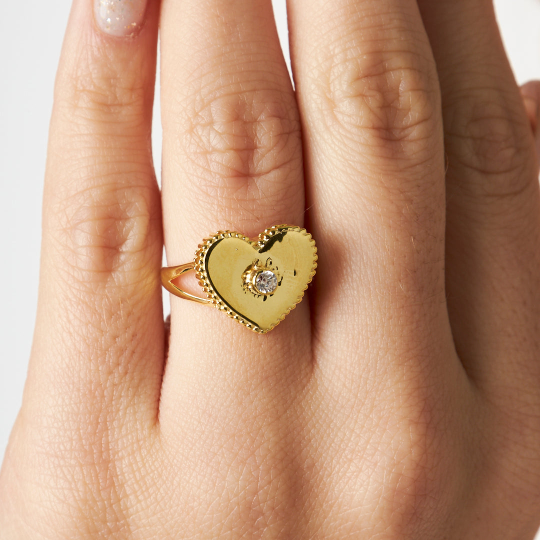Tek Taşlı Büyük Kalpli Yüzük - 925 GÜMÜŞ
