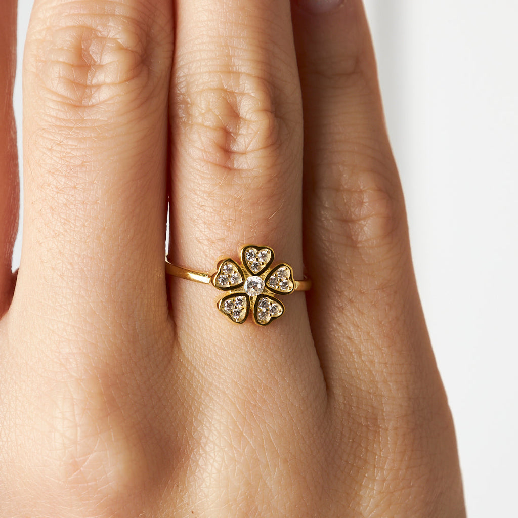 Yonca Taşlı Yüzük - 925 GÜMÜŞ