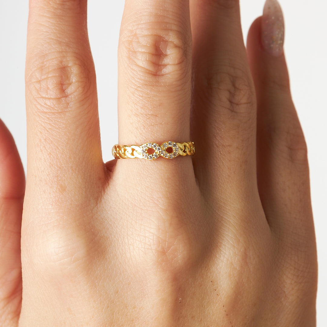 Taşlı Sonsuz Büküm Yüzük - 925 GÜMÜŞ