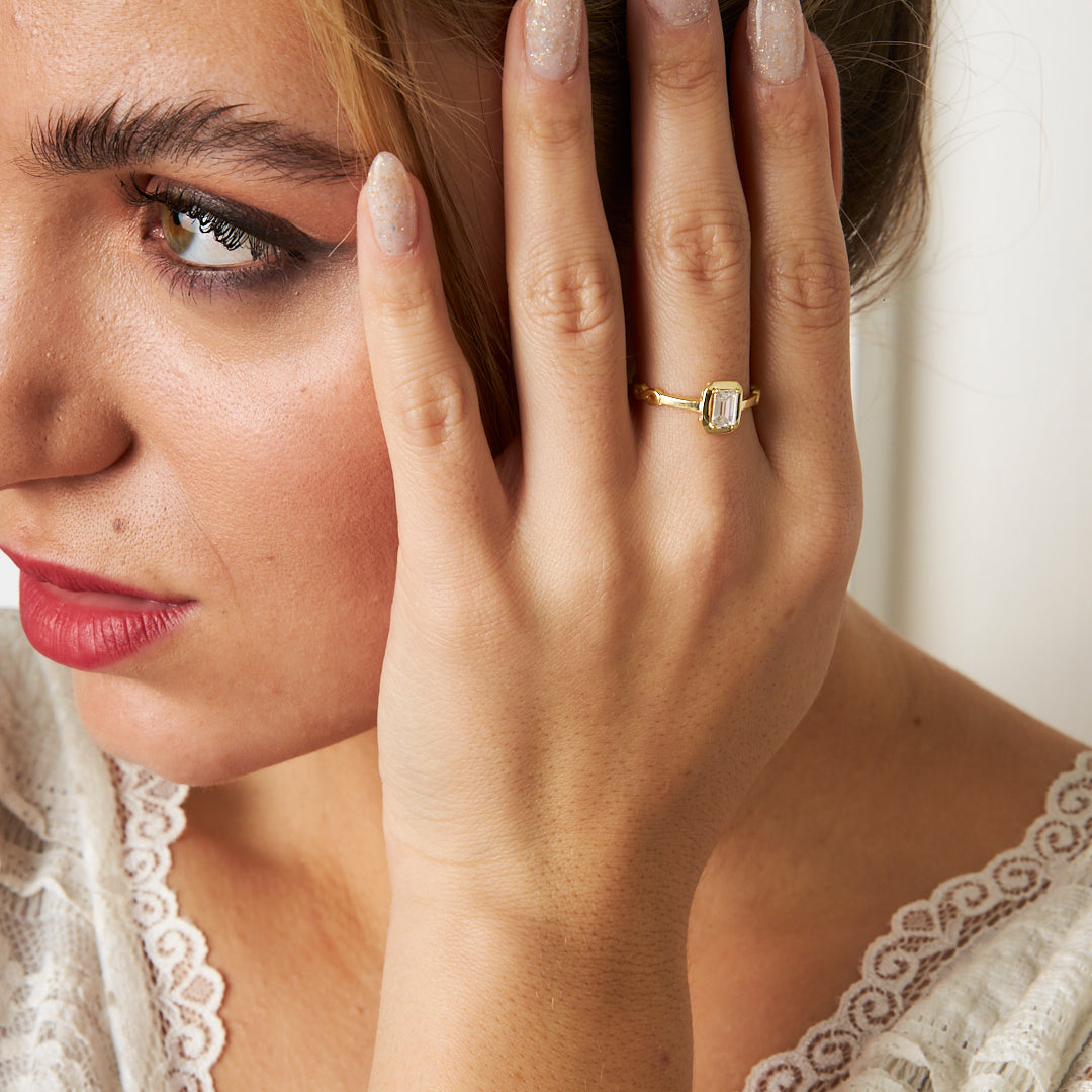 Baget Taşlı Tek Taş Yüzük - 925 GÜMÜŞ