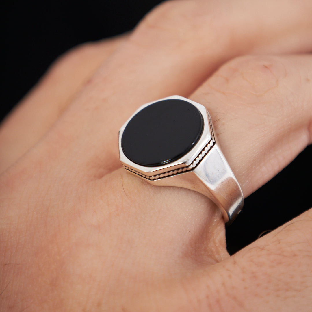 Siyah Taşlı Sekizgen Yüzük - 925 GÜMÜŞ