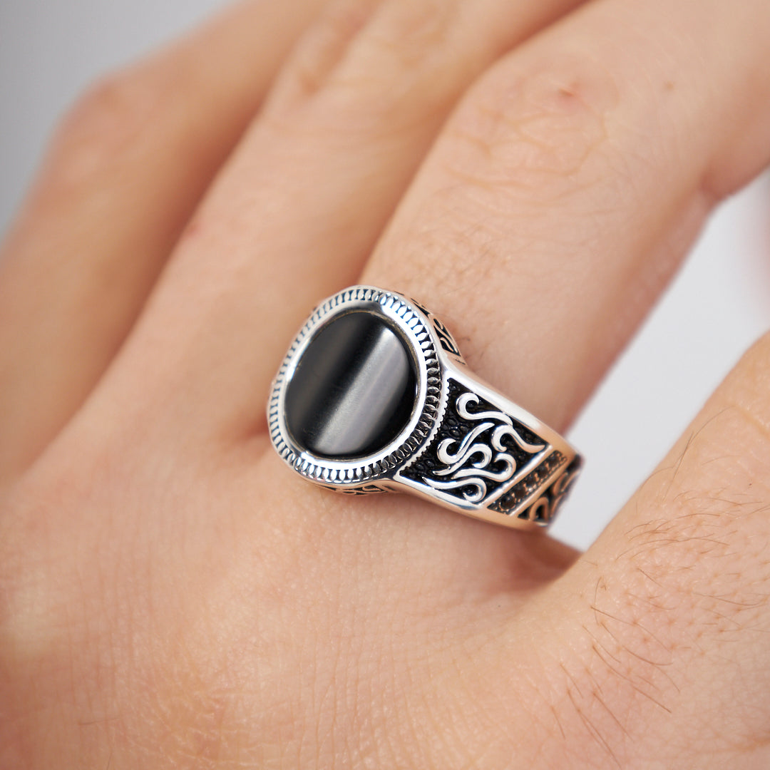 Oval Siyah Taşlı Yüzük - 925 GÜMÜŞ