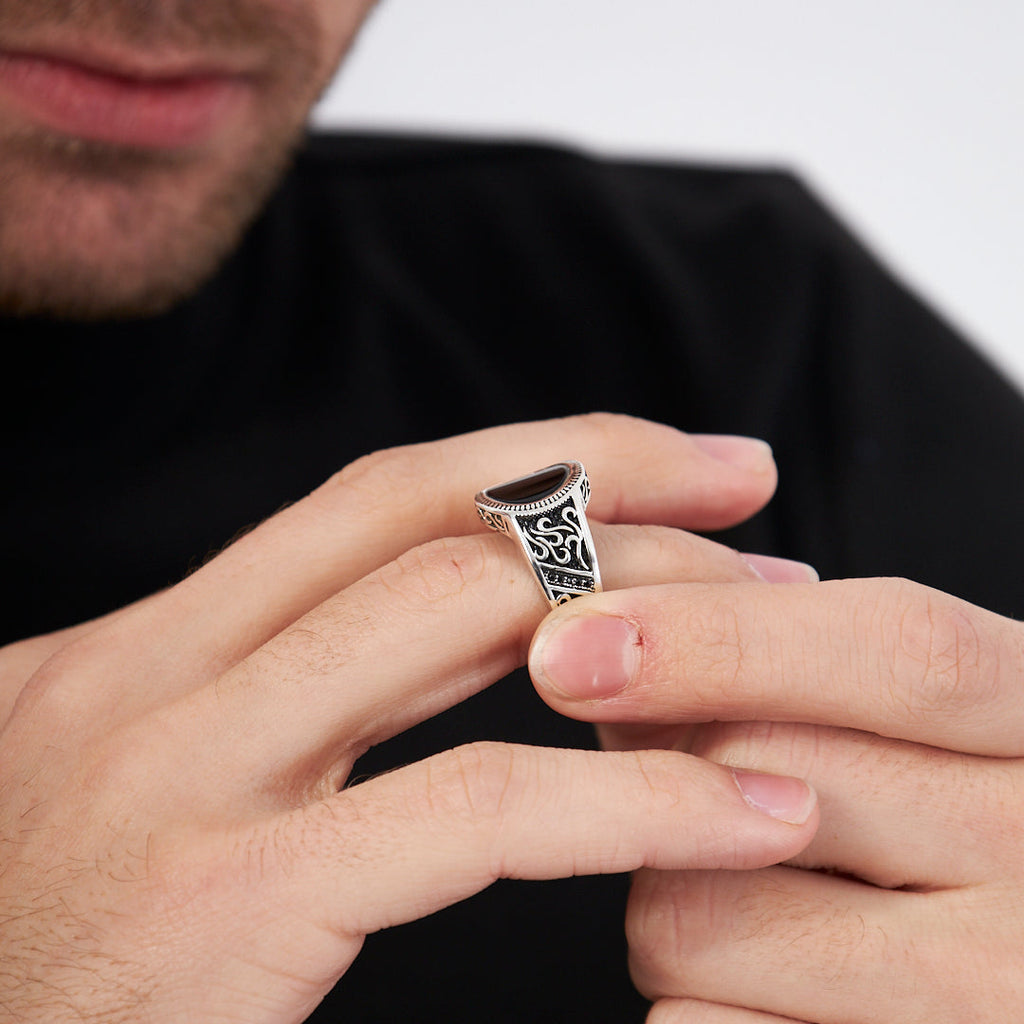 Oval Siyah Taşlı Yüzük - 925 GÜMÜŞ