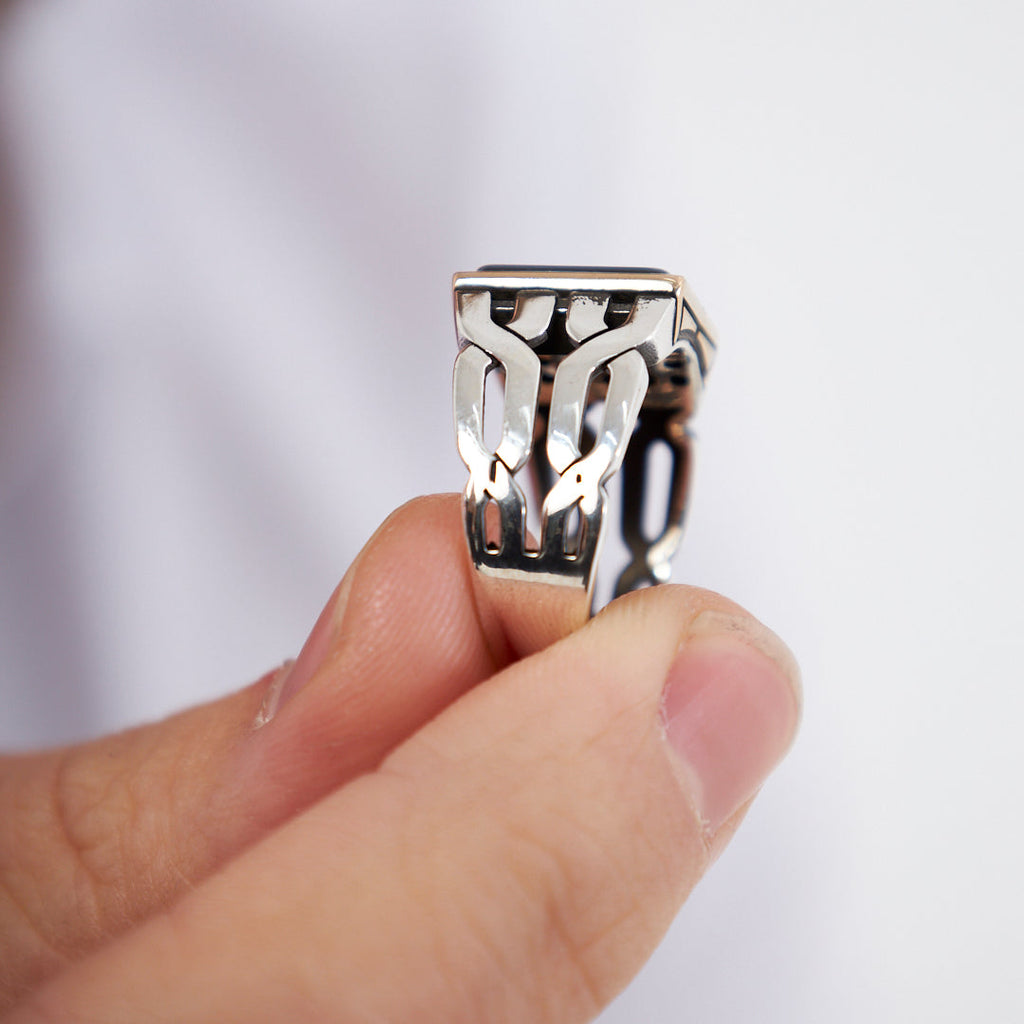 Siyah Kare Taşlı Örgü Model Yüzük - 925 GÜMÜŞ