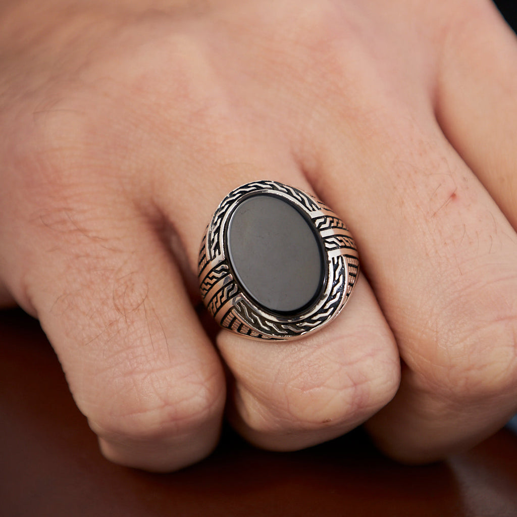 Çizgi Desenli Siyah Taşlı Yüzük - 925 GÜMÜŞ