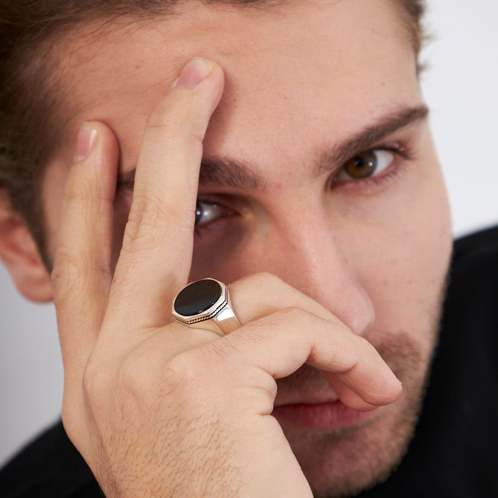 Siyah Taşlı Sekizgen Yüzük - 925 GÜMÜŞ