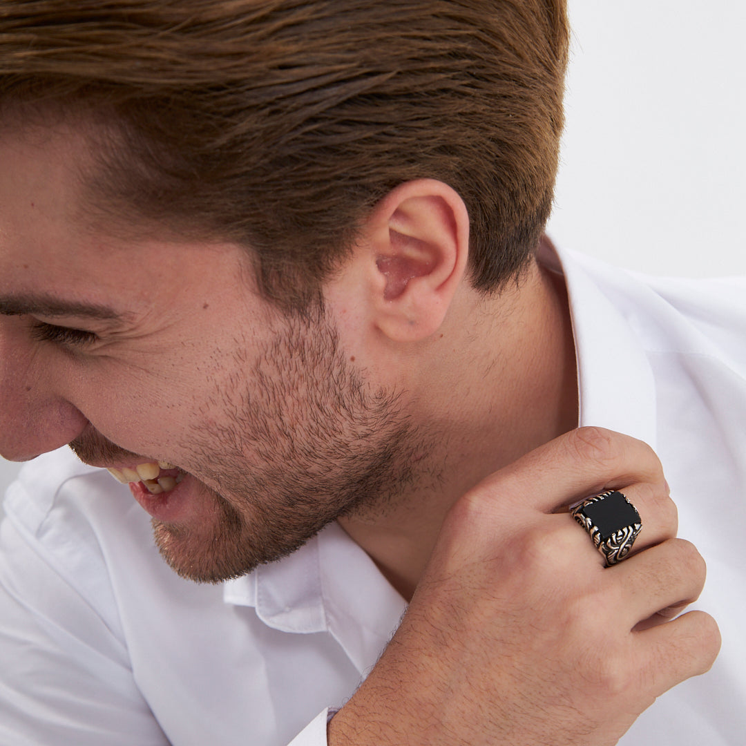 Siyah Dikdörtgen Model Yüzük - 925 GÜMÜŞ