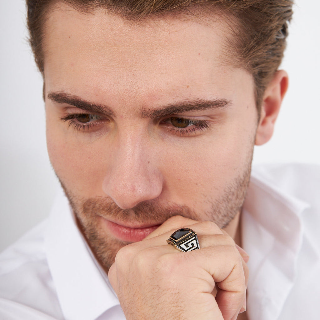 Siyah Taşlı Oyma Yüzük - 925 GÜMÜŞ