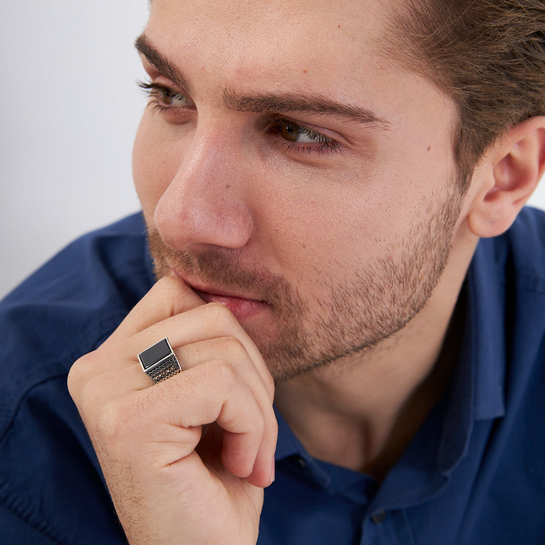 Siyah Taşlı Kare Yüzük - 925 GÜMÜŞ