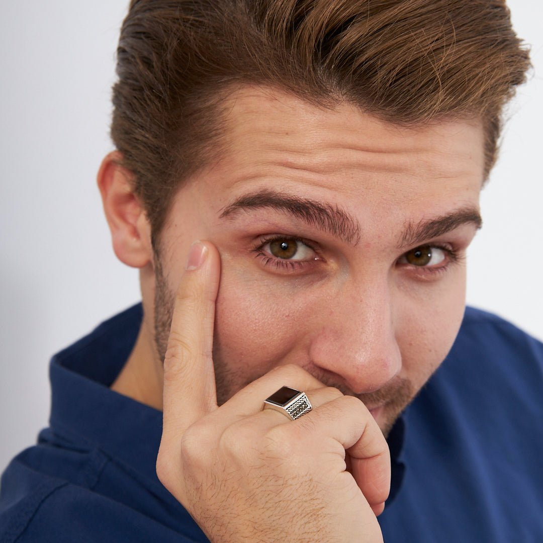 Siyah Taşlı Kare Yüzük - 925 GÜMÜŞ