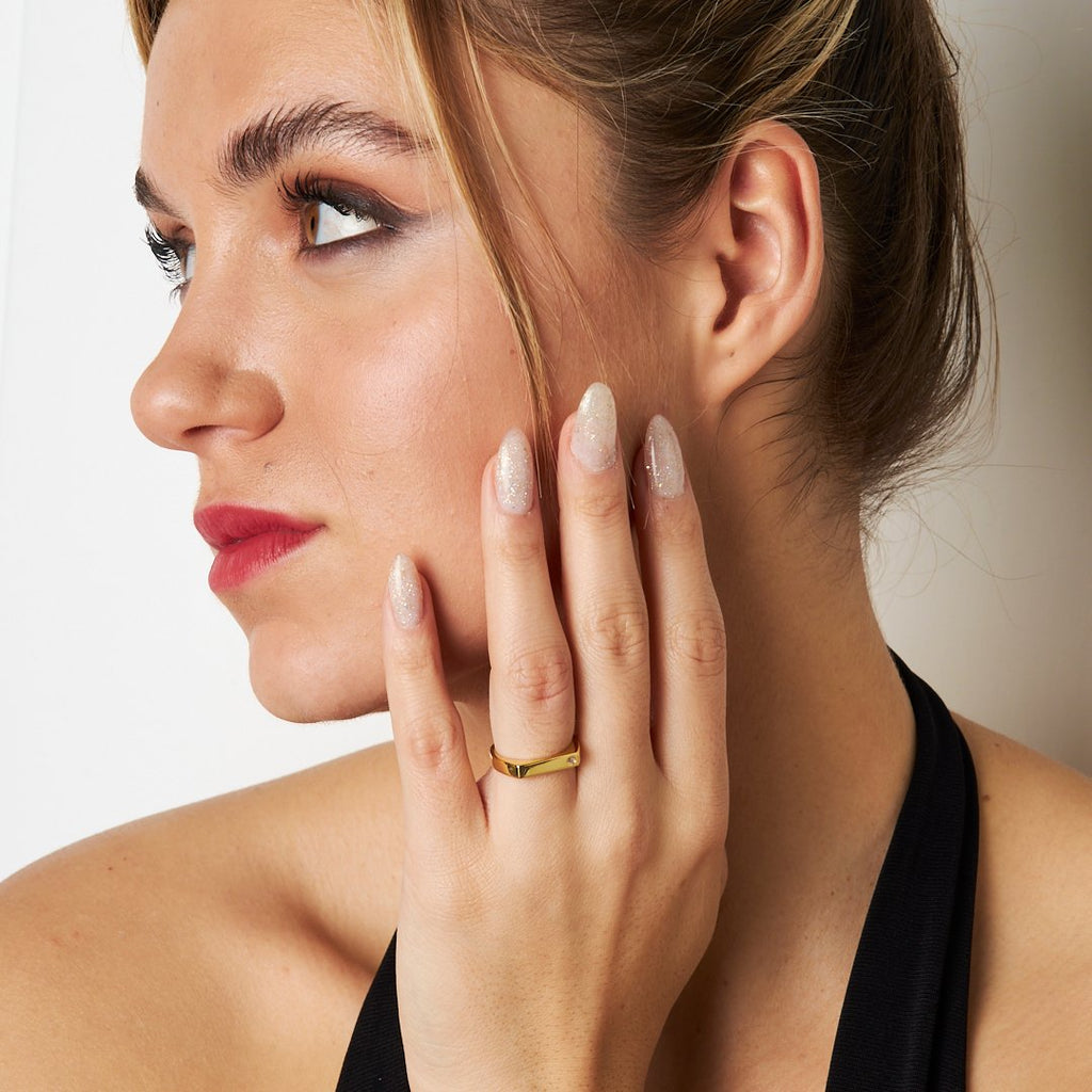 Düz Kare Sade Tek Taş Yüzük - 925 GÜMÜŞ