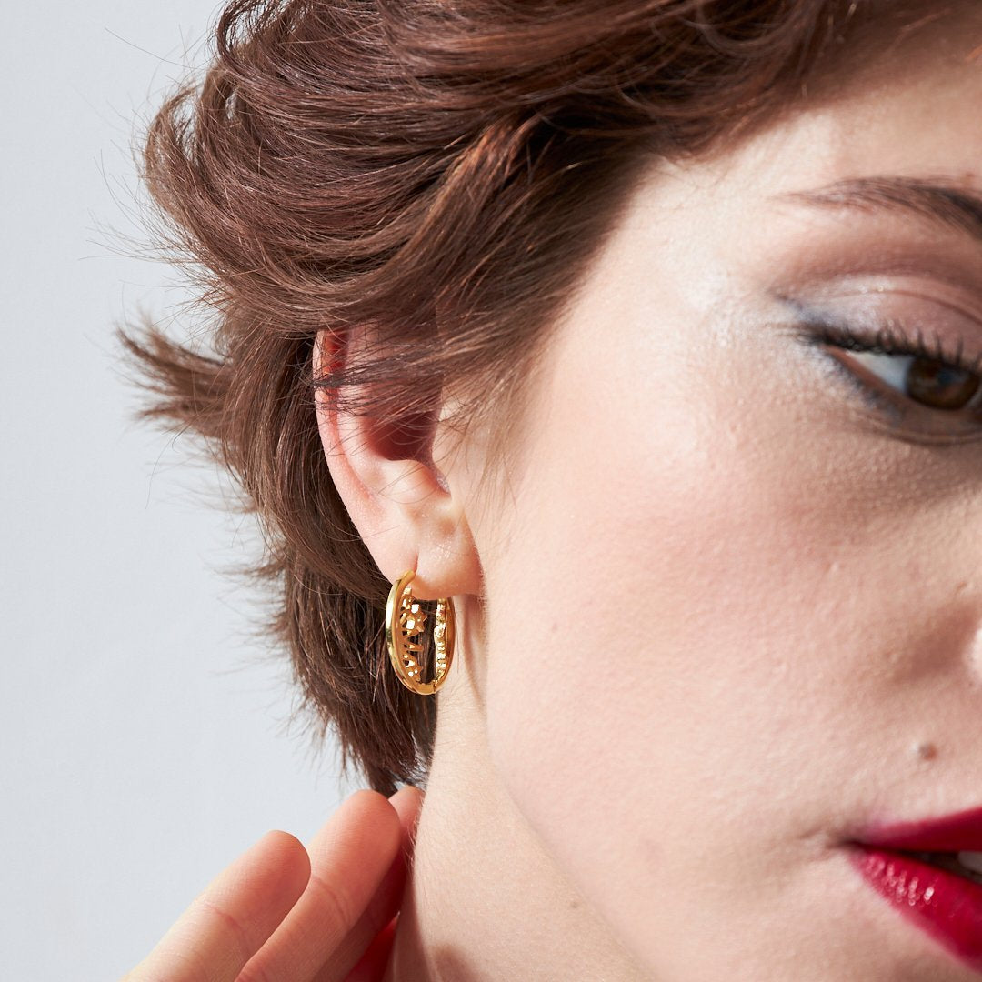 Yıldız Detaylı Ay Modeli Küpe - 925 GÜMÜŞ