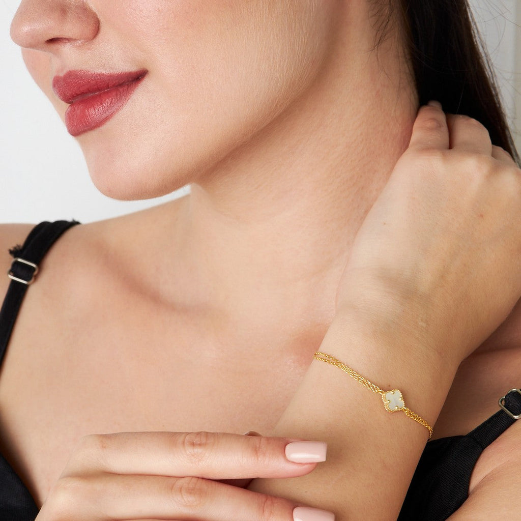 Beyaz Taşlı Yonca Yaprağı Bileklik - 925 GÜMÜŞ