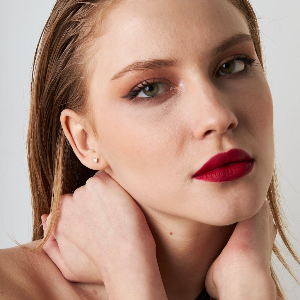 Kalp Taşlı Piercing - 925 GÜMÜŞ