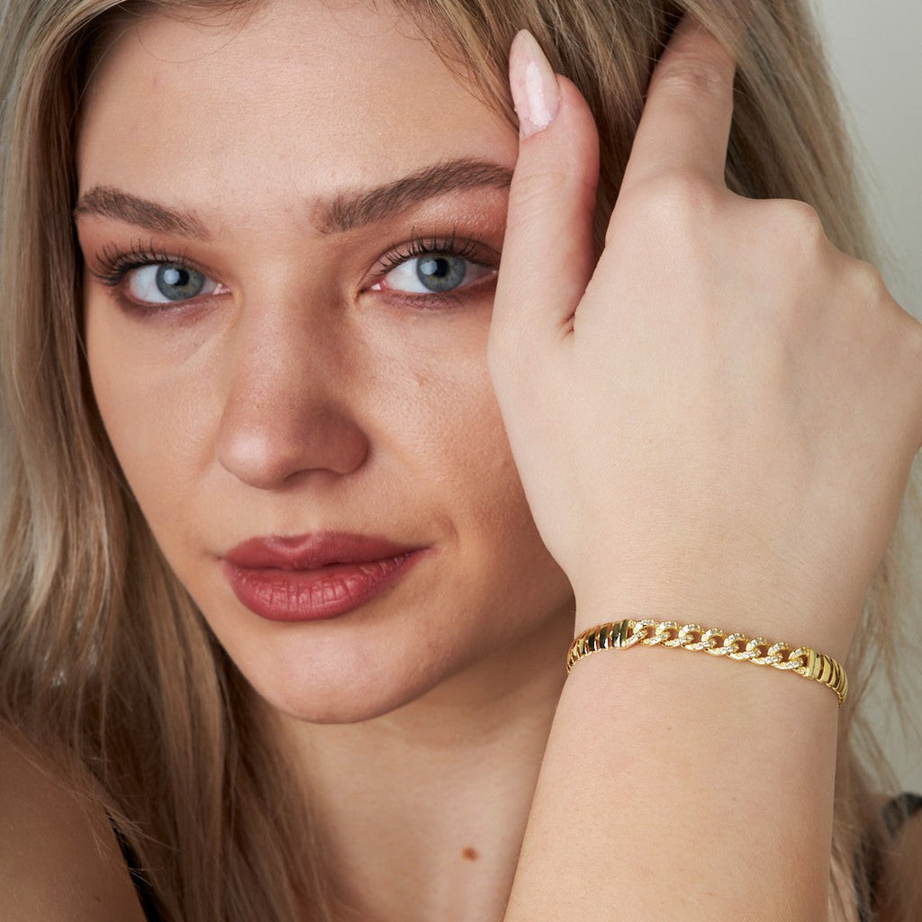 Balıksırtı Zincirli Ve Taşlı Gurme Bileklik - 925 GÜMÜŞ