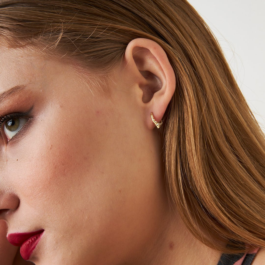 Minimal Taşlarla Halka Piercingi - 925 GÜMÜŞ