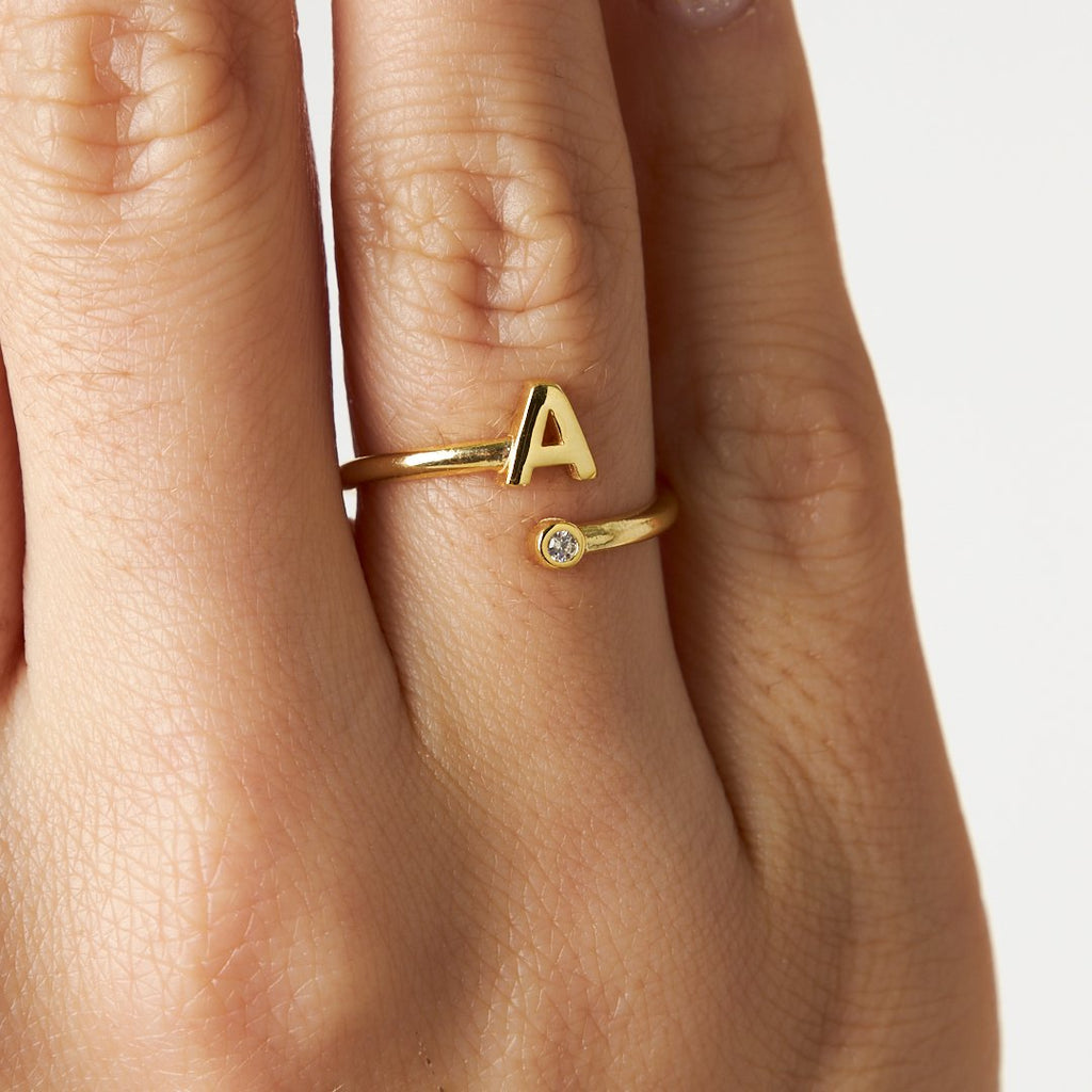 Taşlı Basit Harf Halkası - 925 GÜMÜŞ