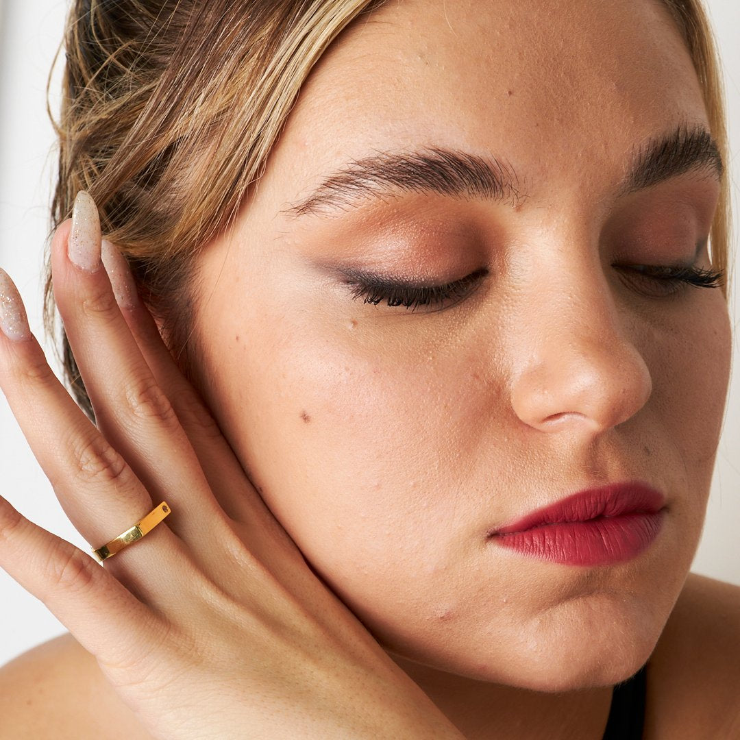 Düz Kare Sade Tek Taş Yüzük - 925 GÜMÜŞ