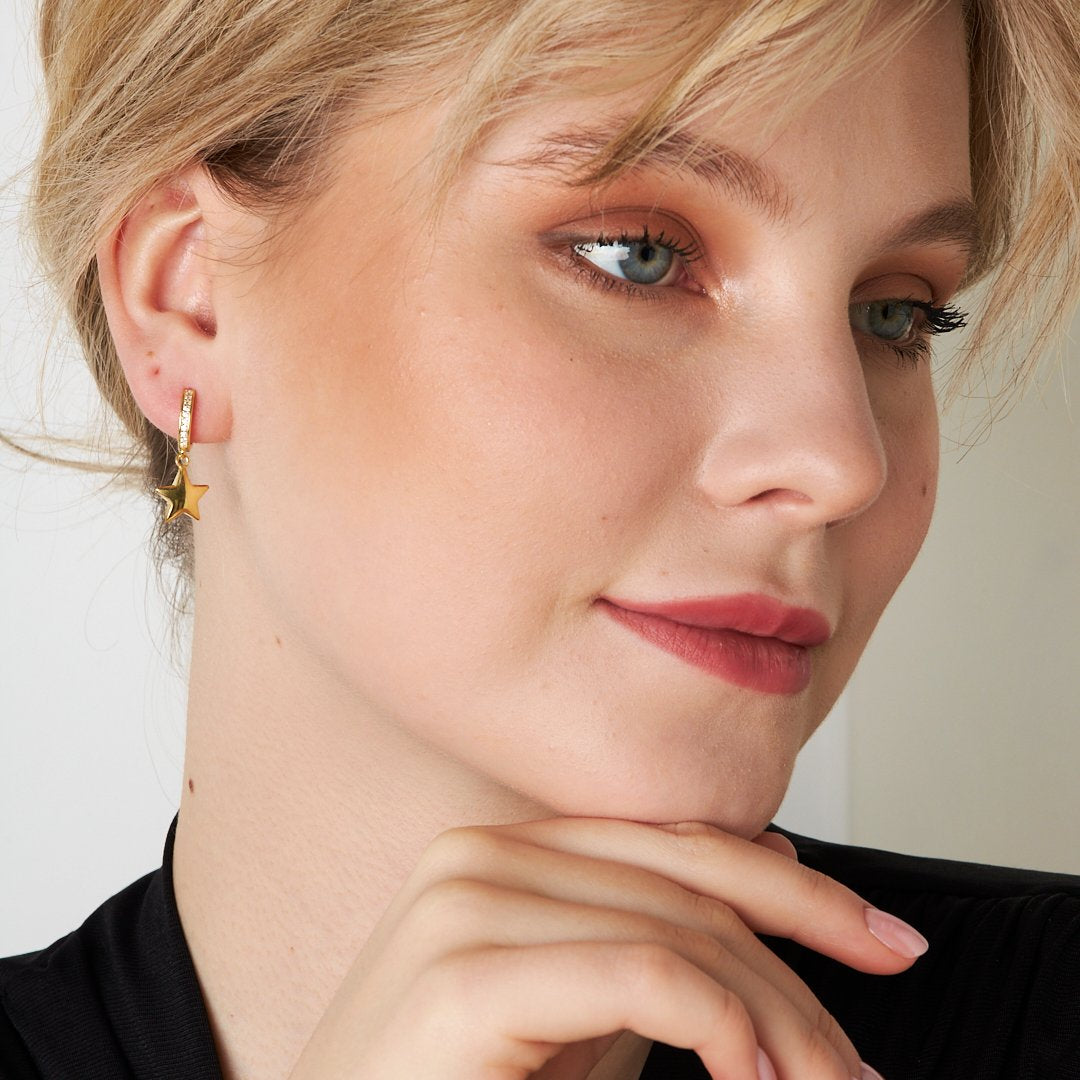 Sarkan Yıldız Küpeler - 925 GÜMÜŞ