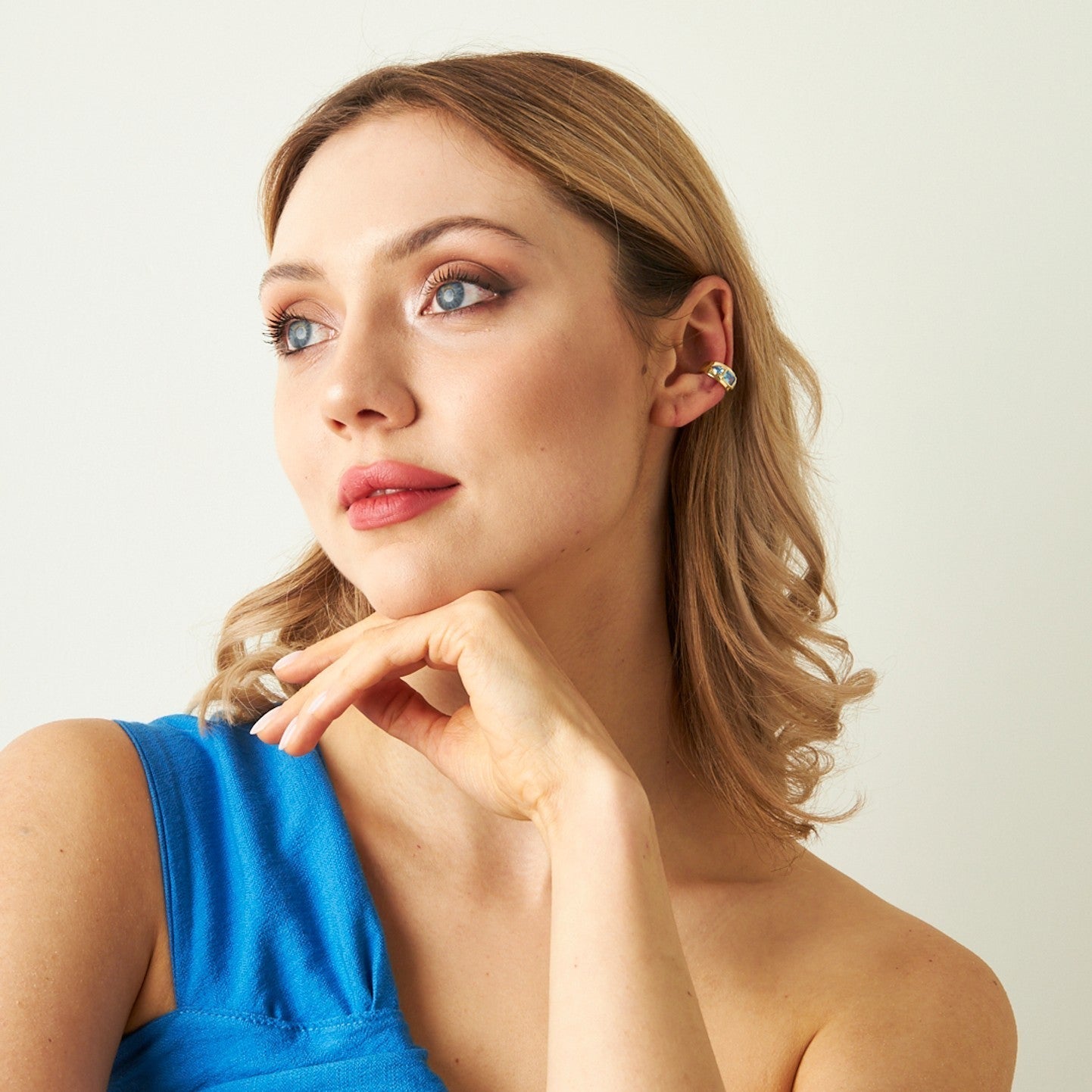 Renkli Taşlı Kıkırdak Küpe - 925 GÜMÜŞ