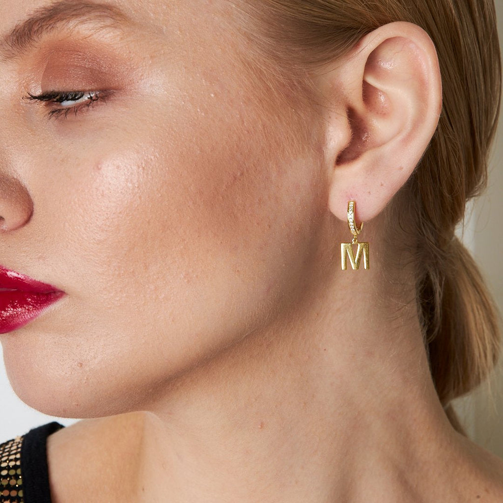 Basit Harf Küpe - 925 GÜMÜŞ