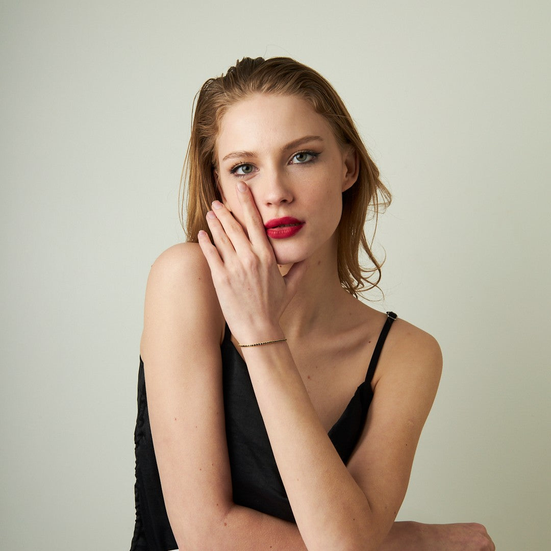 Siyah Taşlı Su Yolları Bileklik - 925 GÜMÜŞ