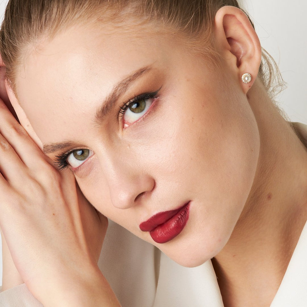 Taşlı Yuvarlak İnci Küpeler - 925 GÜMÜŞ