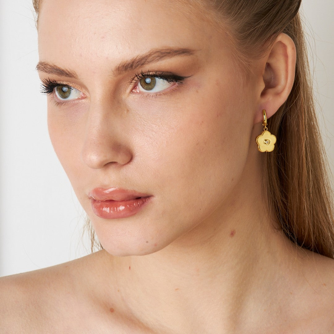 Taşlı Papatya Küpe - 925 GÜMÜŞ