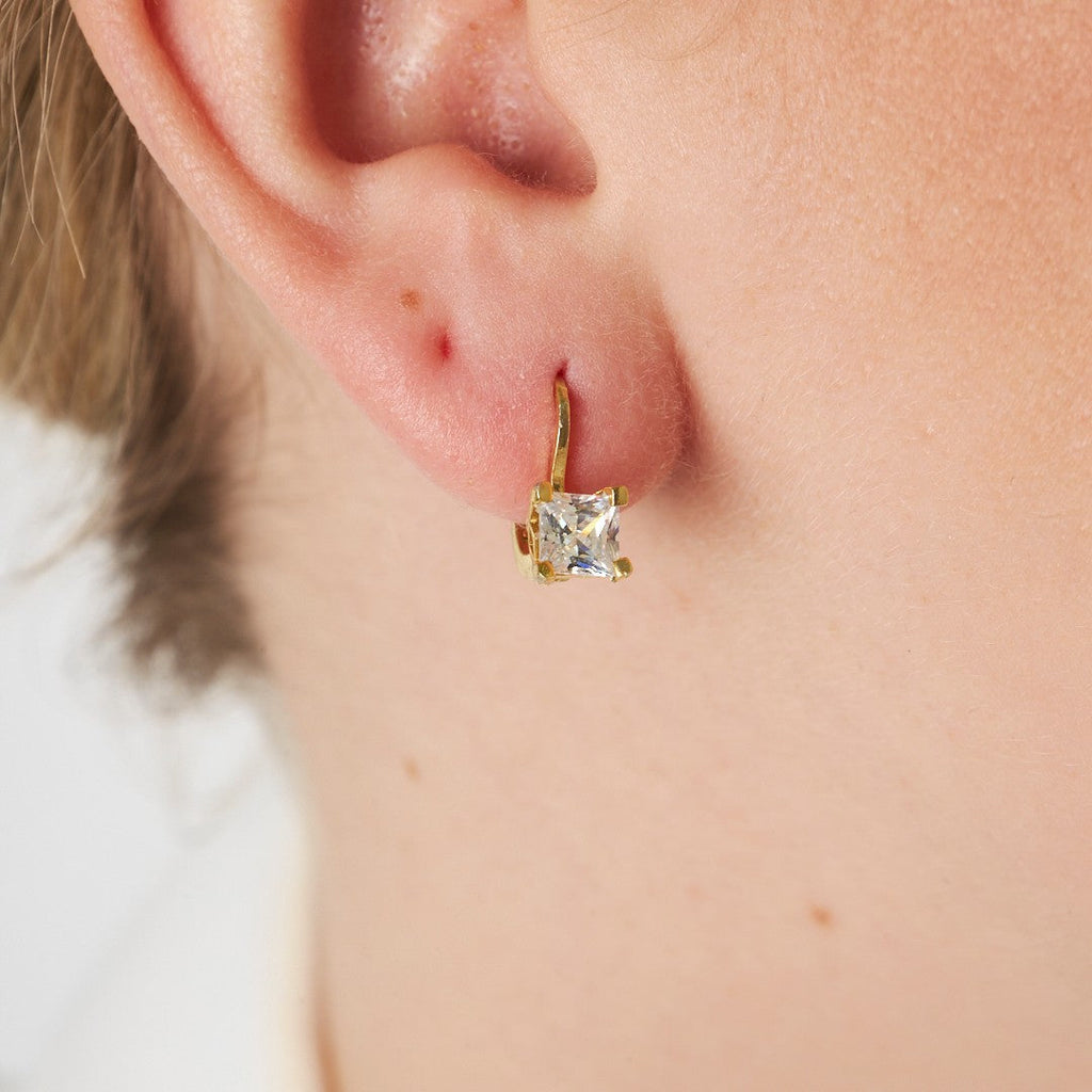 Işıltılı Tektaş Küpeler - 925 GÜMÜŞ