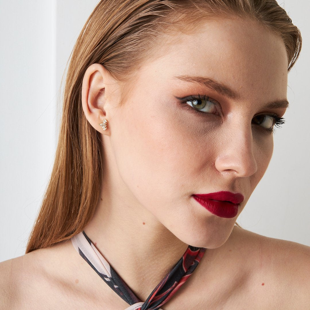 Sıra Taşlarla Işıltılı Piercing - 925 GÜMÜŞ