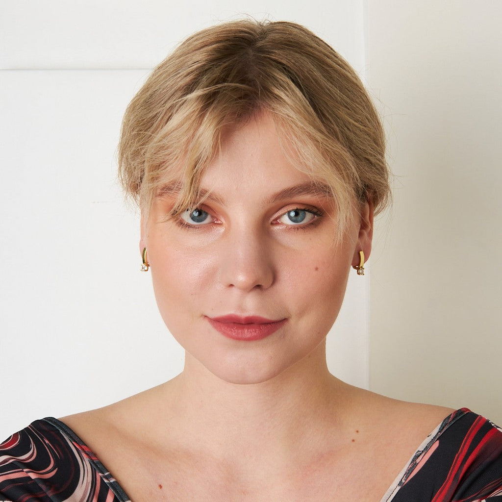 Taşlı Günlük Küpe - 925 GÜMÜŞ