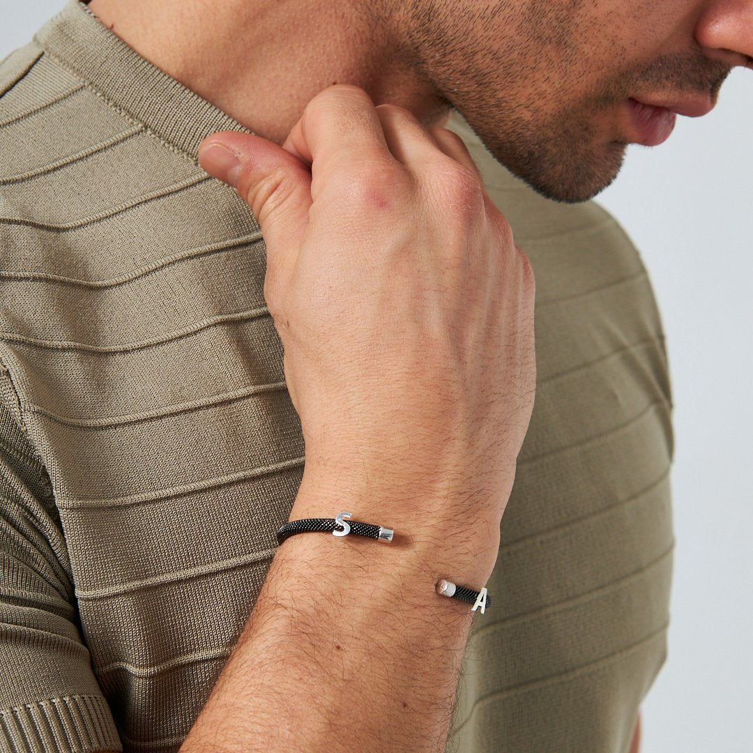 Harfli Siyah Hasır Bileklik - 925 GÜMÜŞ