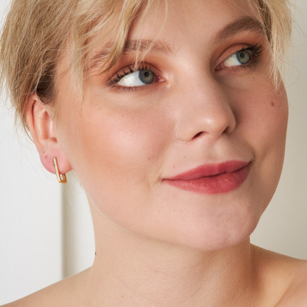 Dikdörtgen Zirkon Taşlı Küpe - 925 GÜMÜŞ