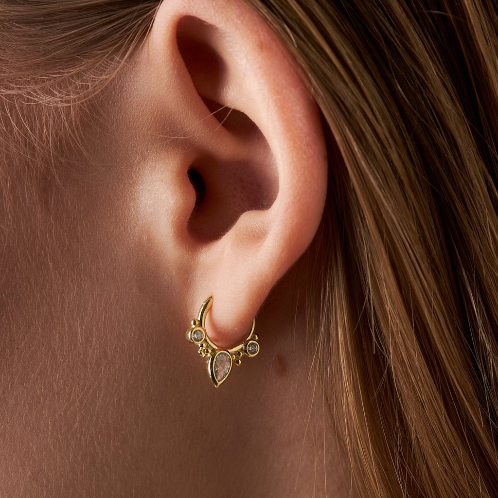 Gözyaşı Taşlı Yuvarlak Piercing - 925 GÜMÜŞ