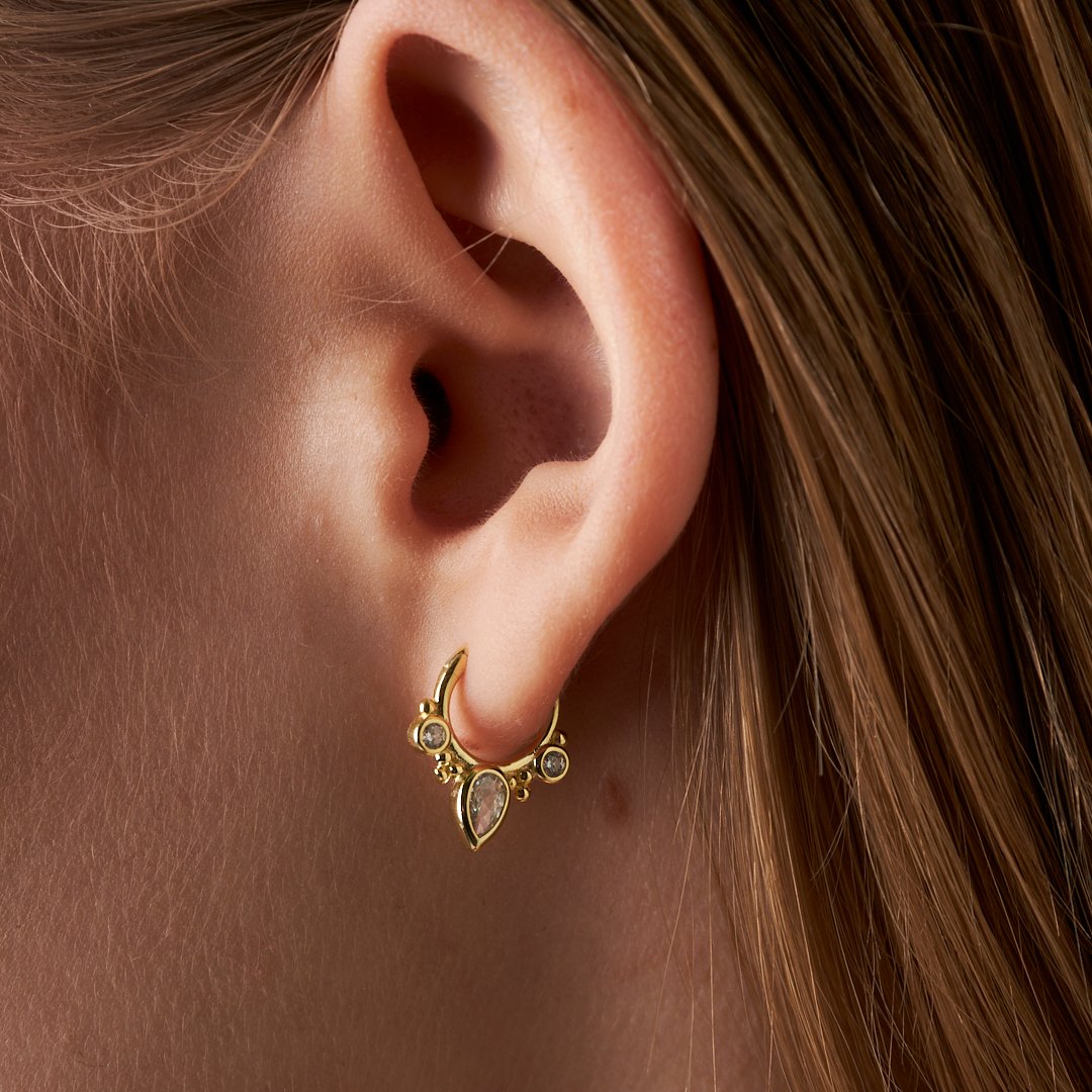 Gözyaşı Taşlı Yuvarlak Piercing - 925 GÜMÜŞ