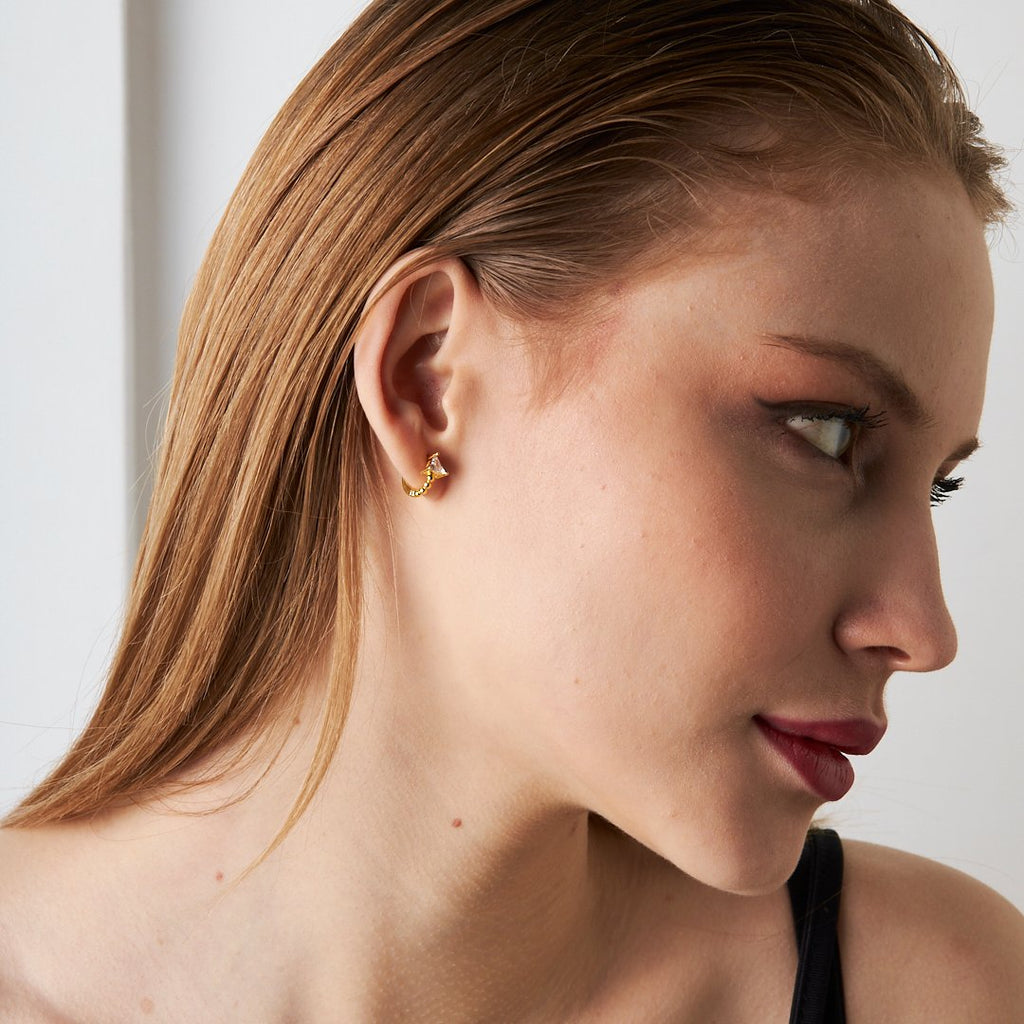 Üçgen Taşlı Oval Piercing - 925 GÜMÜŞ