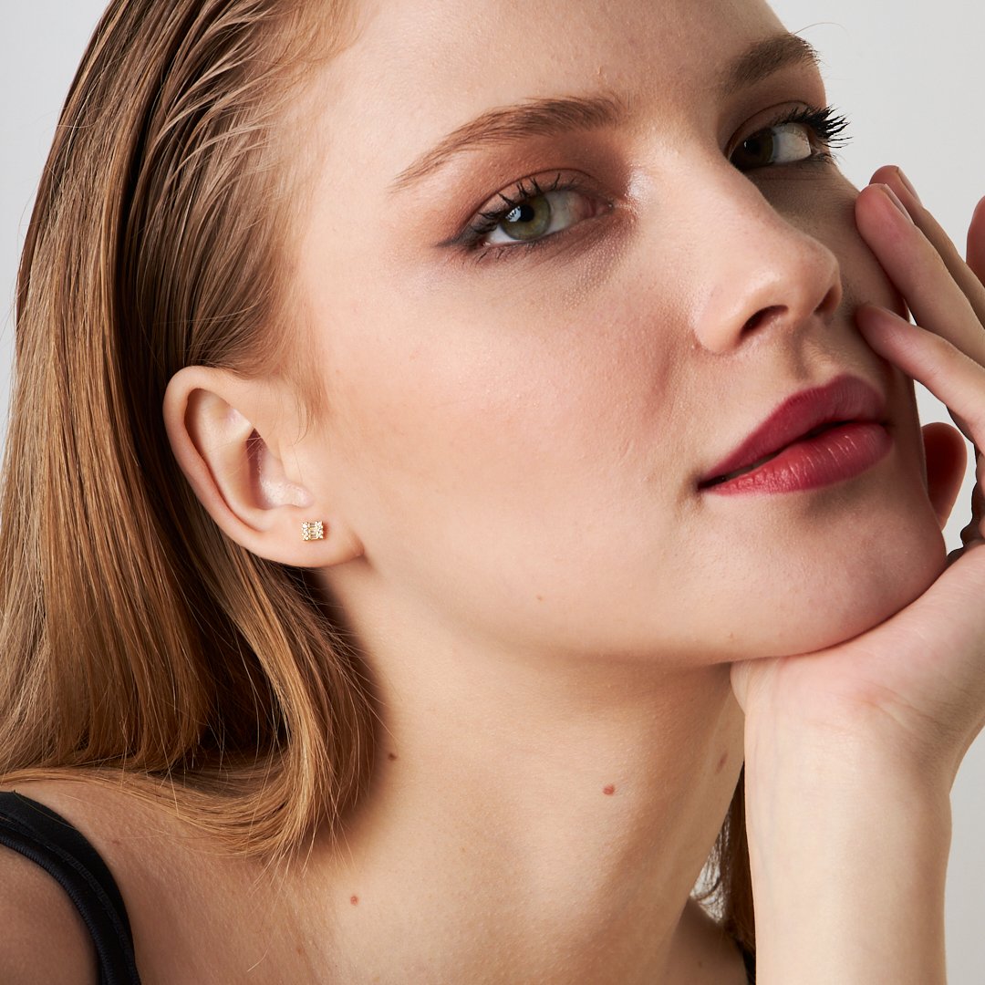 Üç Sıra Taşlı Baget Piercing - 925 GÜMÜŞ