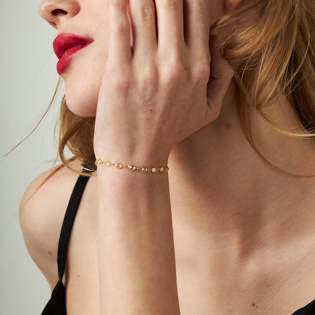 Sıra Taşlı Bileklik - 925 GÜMÜŞ