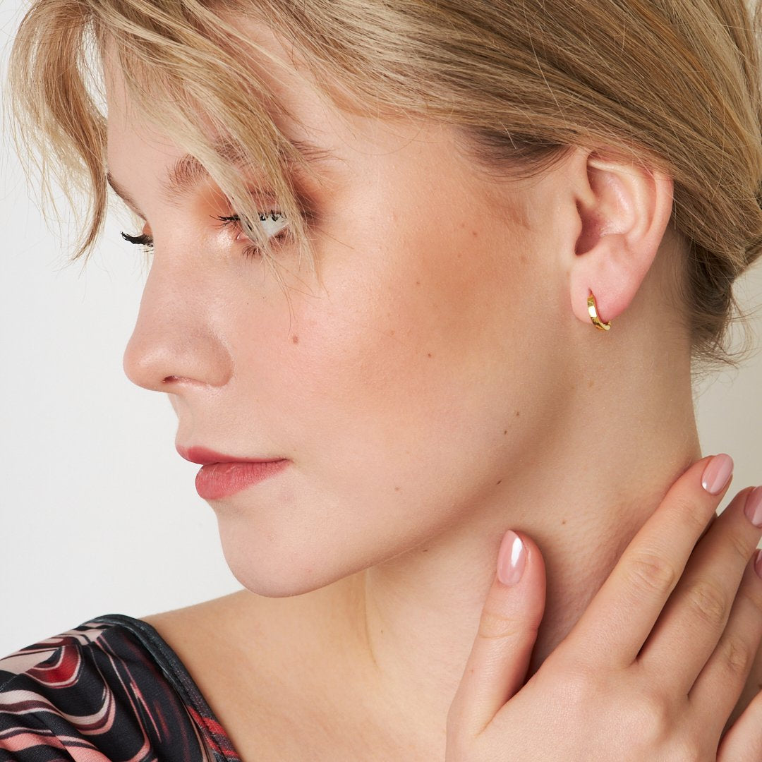 Şık Oval Küpeler - 925 GÜMÜŞ