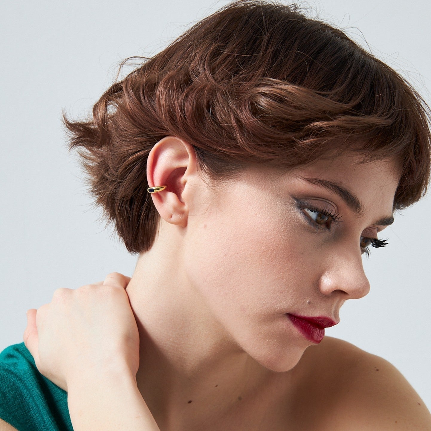 Renkli Taşlı Kıkırdak Küpe - 925 GÜMÜŞ