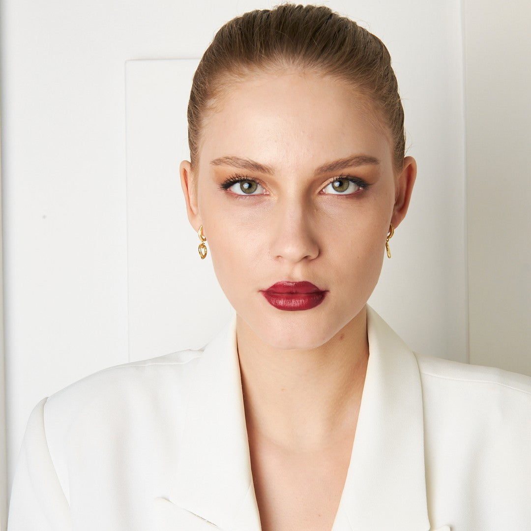 Kavisli Kalp Küpe - 925 GÜMÜŞ