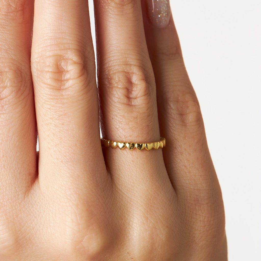 Kalp Sıralı Yüzük - 925 GÜMÜŞ