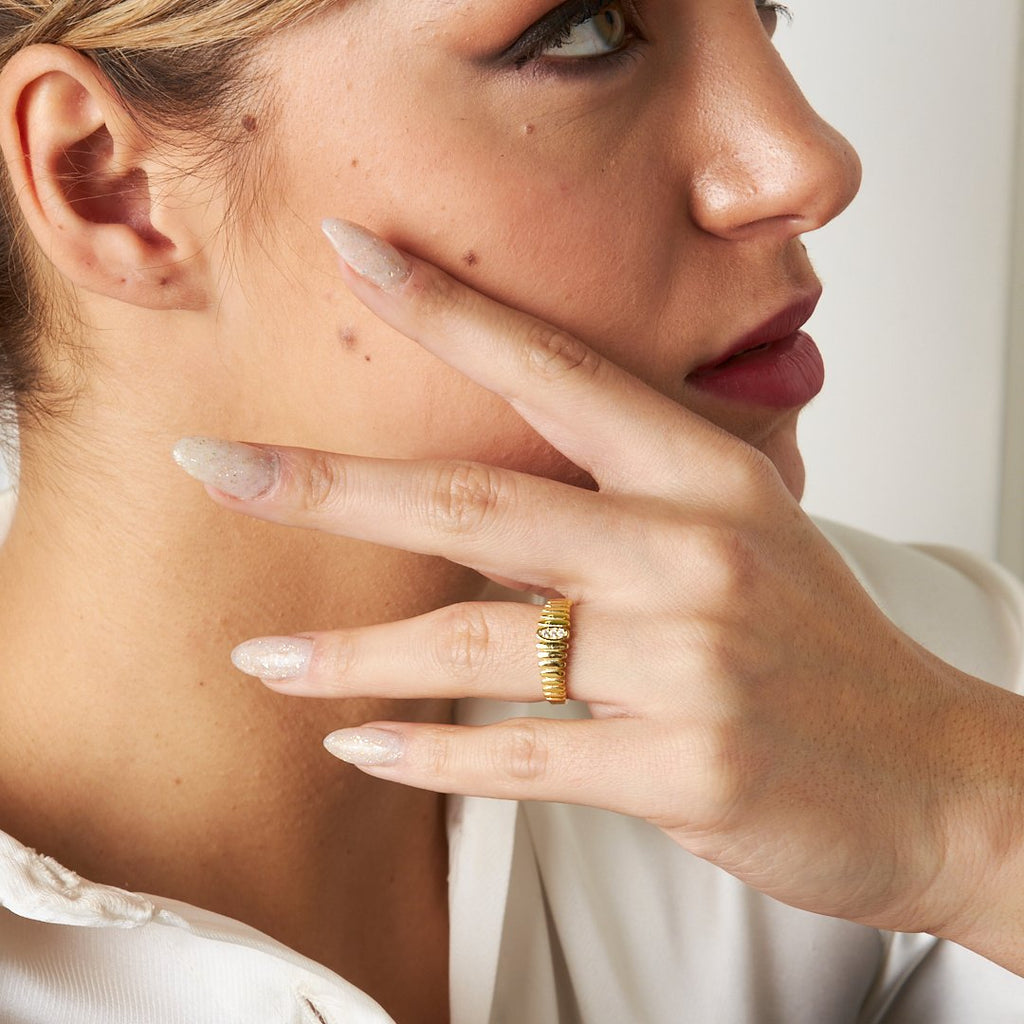 Dalga Tasarımında Yüzük - 925 GÜMÜŞ