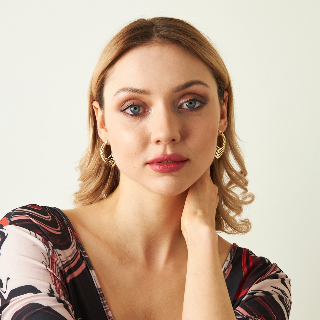 Şık Tasarımlı Küpeler - 925 GÜMÜŞ