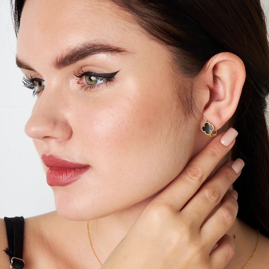 Siyah Taşlı Yonca Yaprağı Küpe - 925 GÜMÜŞ